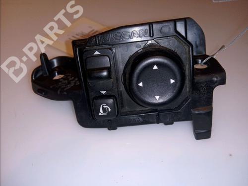 Used Switch Switch NISSAN QASHQAI II SUV (J11, J11_) 1.5 dCi (116 hp) 11102115 11102115