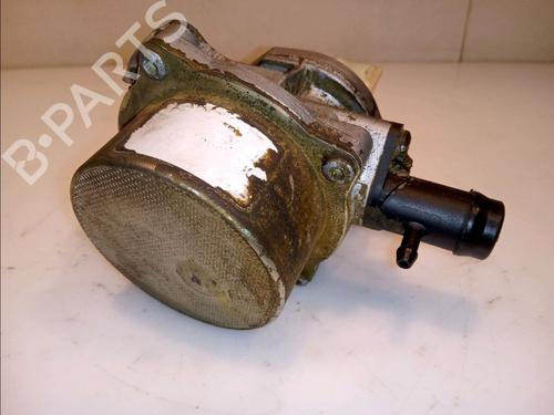 Used Vacuum pump RENAULT KANGOO Express (FW0/1_) 1.5 dCi 70 (FW0A, KW0V) (68 hp) 23173778