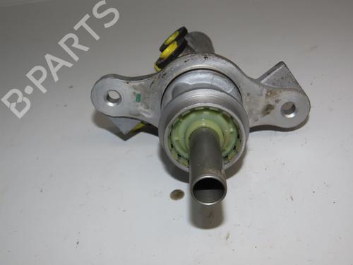 Used Brake master cylinder Brake master cylinder MERCEDES-BENZ SPRINTER 4-t Van (B907, B910) 414 CDI RWD (907.643, 907.645, 907.647) (143 hp) 31077311 31077311