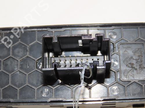 Left front window switch CITROËN C3 III (SX) 1.6 BlueHDi 100 | BP39756525I27 - Image 3