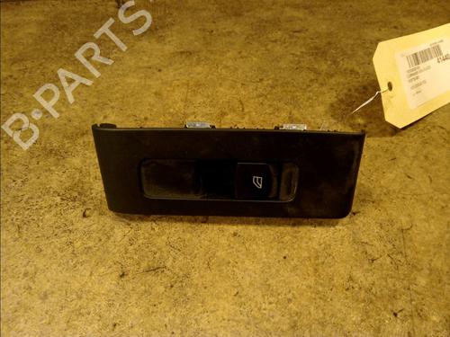 Used Right rear window switch Right rear window switch VOLVO XC40 (536) T3 (163 hp) 10053339 10053339