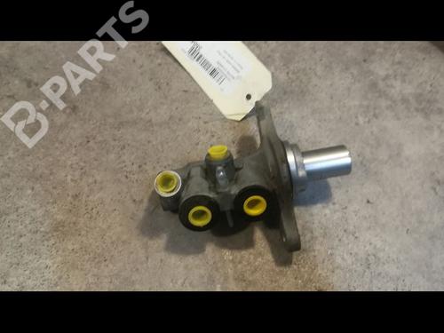 Used Brake master cylinder NISSAN JUKE (F15) 1.2 DIG-T (115 hp) 9611927