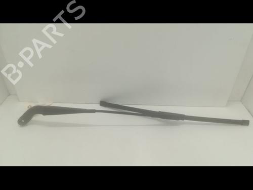 Used Front windshield wiper arm MERCEDES-BENZ B-CLASS Sports Tourer (W245) B 180 CDI (245.207) (109 hp) 14881121