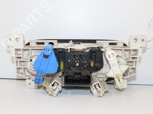 Airco bedieningspaneel DACIA SANDERO 1.4 MPI LPG (72 hp) 28830402