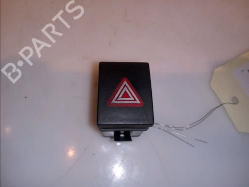 Used Warning switch Warning switch VW POLO IV (9N_, 9A_) 1.4 TDI (70 hp) 12136366 12136366