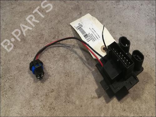Used Heater resistor Heater resistor RENAULT CLIO II (BB_, CB_) 1.2 16V (BB05, BB0W, BB11, BB27, BB2T, BB2U, BB2V, CB05,... (75 hp) 11677319 11677319