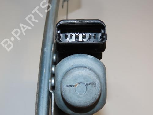 Used Rear left window mechanism RENAULT SCÉNIC II (JM0/1_) 1.5 dCi (JM02, JM13) (101 hp) 28831816