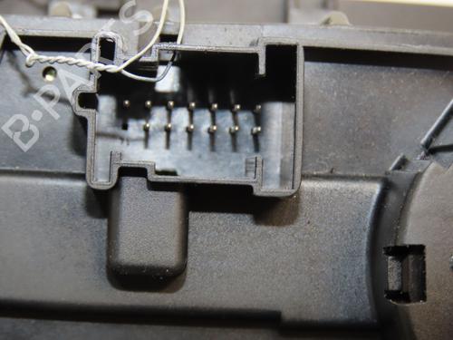 Used Headlight switch MERCEDES-BENZ SLK (R171) 200 Kompressor (171.442) (163 hp) 31120411