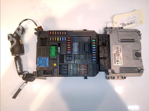 Used Engine control unit (ECU) PEUGEOT 208 I (CA_, CC_) 1.6 HDi (92 hp) 11832789