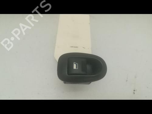 Used Switch PEUGEOT 1007 (KM_) 1.4 HDi (68 hp) 9600267