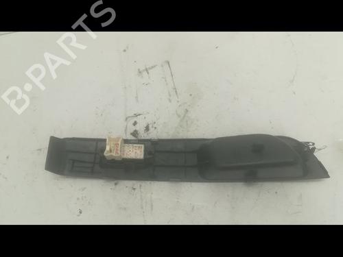 Used Switch NISSAN MICRA III (K12) [2002-2011]  23175506
