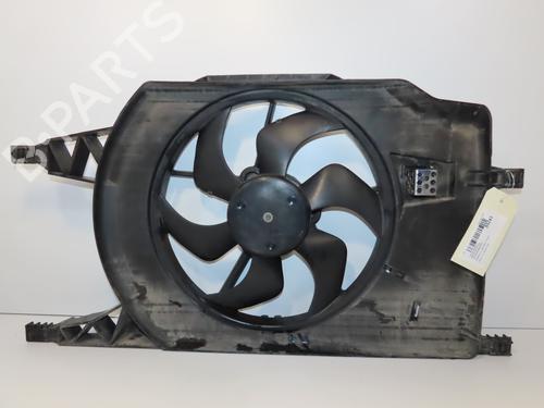 Used Radiator fan RENAULT LAGUNA II (BG0/1_) 1.9 dCi (107 hp) 28829224