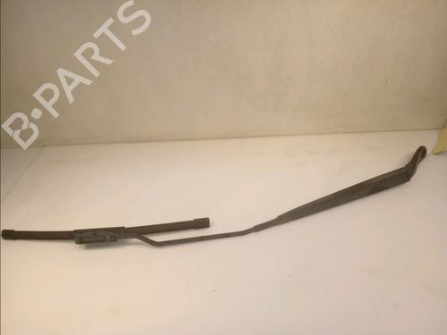 Used Front windshield wiper arm Front windshield wiper arm CITROËN C3 II (SC_) 1.4 HDi 70 (SC8HZC, SC8HR0, SC8HP4) (68 hp) 14952206 14952206