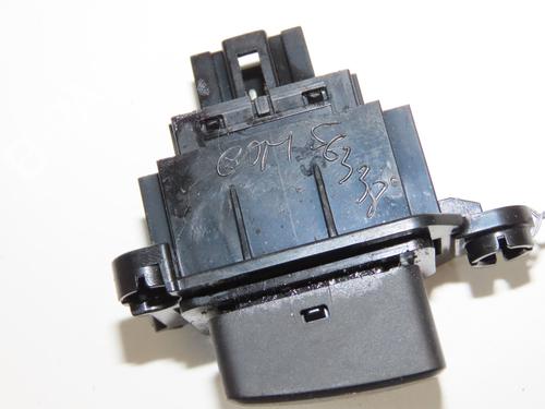 Warning switch KIA CEE'D (JD) 1.0 T-GDI | BP32457504I22 - Image 2
