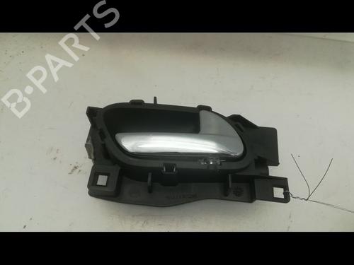 Used Front right interior door handle PEUGEOT 407 (6D_) 2.0 HDi 135 (6DRHRH, 6DRHRE, 6DRHRG, 6DRHRJ) (136 hp) 9596912