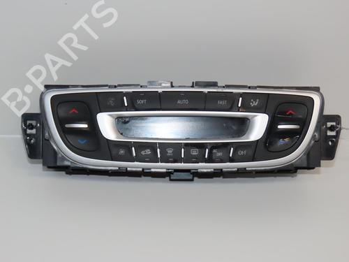 Climate control RENAULT SCÉNIC III (JZ0/1_) 1.9 dCi (JZ0J, JZ1J, JZ1K, JZ1S) | BP30797577I5