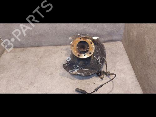 Used Left front steering knuckle BMW 1 (E81) 118 d (143 hp) 14875511