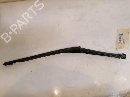Used Front windshield wiper arm Front windshield wiper arm BMW 5 (E60) 530 d (218 hp) 16555949 16555949