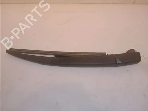 Used Rear windshield wiper arm PEUGEOT 5008 (0U_, 0E_) 1.6 BlueHDi 120 (120 hp) 15395451