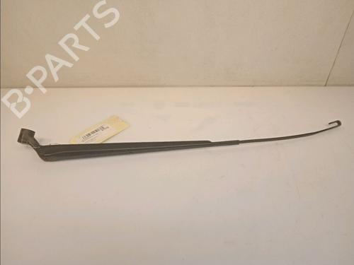 Used Front windshield wiper arm Front windshield wiper arm 14881237 14881237