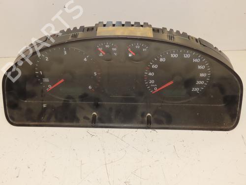 Used Instrument cluster Instrument cluster VW TRANSPORTER T5 Van (7HA, 7HH, 7EA, 7EH) 1.9 TDI (102 hp) 17338566 17338566