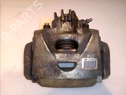Used Left front brake caliper Left front brake caliper DS DS 3 / DS 3 CROSSBACK (UR_, UC_, UJ_) 1.2 PureTech 130 (URHNSS) (131 hp) 14878599 14878599