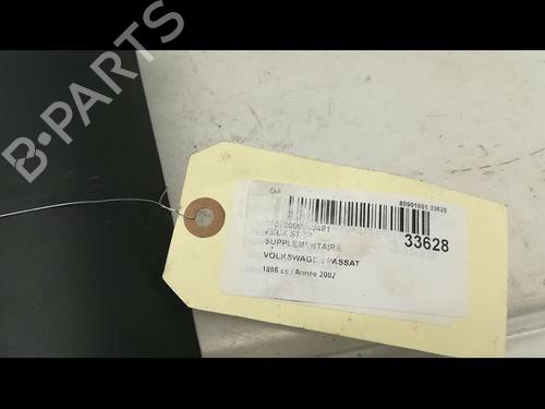 Used Third brake light VW PASSAT B5.5 (3B3) 1.9 TDI (130 hp) 9594772