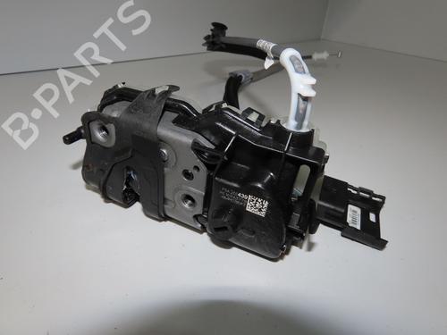 front-right-lock-ds-ds-3-ds-3-crossback-ur_-uc_-uj_-2018-31748004 main image