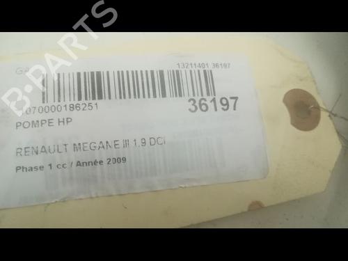 injection-pump-renault-megane-iii-hatchback-bz01_-b3_-19-dci-bz0n-bz0j-8200945033-2008-9603057 main image