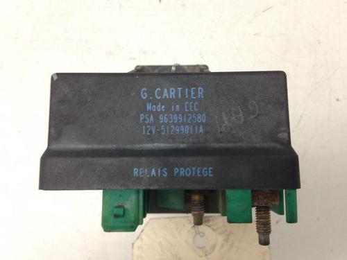 Used Electronic module CITROËN C3 I (FC_, FN_) 1.4 HDi (68 hp) 23171739