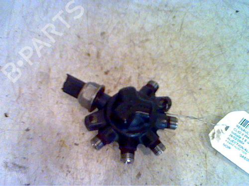 Used Injection rail RENAULT CLIO II (BB_, CB_) 1.5 dCi (100 hp) 23171692