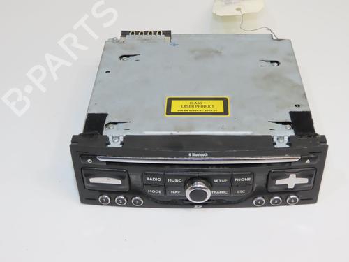 Used Radio Radio PEUGEOT 5008 (0U_, 0E_) 1.6 HDi (110 hp) 33681023 33681023