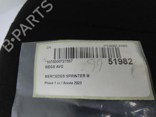 Used Left front seat MERCEDES-BENZ SPRINTER 3,5-t Van (B907, B910) 315 CDI RWD (907.631, 907.633, 907.635, 907.637) (150 hp) 32845328