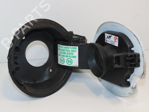 Klapa wlewu paliwa RENAULT MEGANE III Hatchback (BZ0/1_, B3_) 1.2 TCe (BZ2B, BZ11) | BP19162088C131 