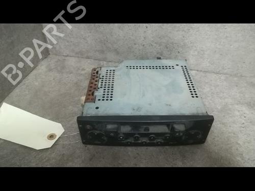 Used Radio RENAULT TRAFIC II Van (FL) 1.9 dCi 100 (FL0C, FL0K, FL0B) (101 hp) 9609439
