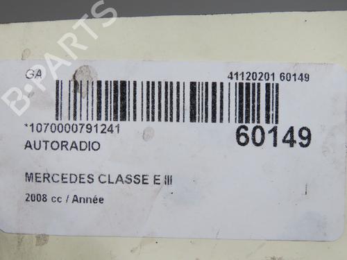 Used Radio Radio MERCEDES-BENZ E-CLASS (W211) E 200 CDI (211.007) (136 hp) 40437882 40437882