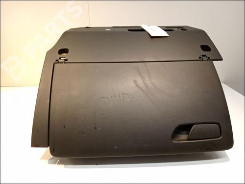 Used Glove box AUDI A3 Sportback (8VA, 8VF) 2.0 TDI (150 hp) 11101451
