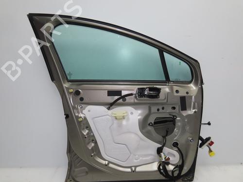 Used Left front door Left front door 36583030 36583030