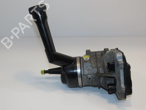 Used Steering pump PEUGEOT 308 I (4A_, 4C_) 2.0 HDi (136 hp) 28967467