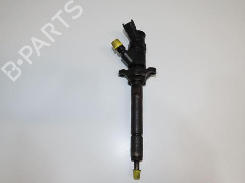 Spreder / Dyse PEUGEOT 3008 I MPV (0U_) 1.6 HDi (109 hp) 32399596