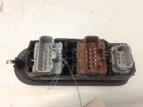 Used Left front window switch RENAULT SCÉNIC II (JM0/1_) 1.5 dCi (JM02, JM13) (101 hp) 23176523