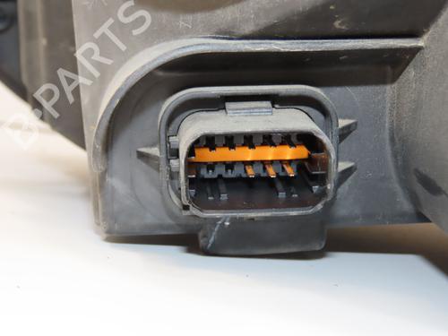 Right headlight CITROËN C3 Picasso (SH_) 1.4 VTi 95 (SH8FSC, SH8FP0, SH8FP6) | BP28969432C29 - Image 2