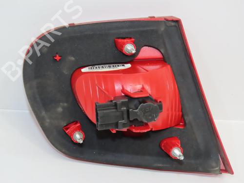 Lampa tylna klapy bagażnika prawa VW EOS (1F7, 1F8) 2.0 TDI | BP30824935C80