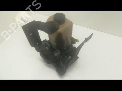 Used Steering pump FORD FOCUS C-MAX (DM2) 1.6 TDCi (109 hp) 9600817