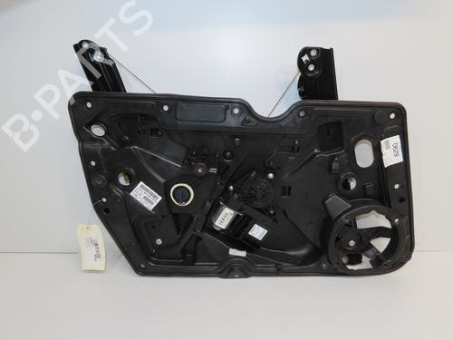 Rudehejsemekanisme ventre foran Rudehejsemekanisme ventre foran VW GOLF VI (5K1) 1.4 TSI (122 hp) 36791342 36791342