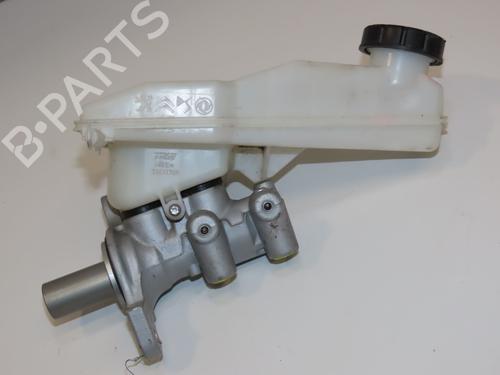 Used Brake master cylinder PEUGEOT 208 II (UB_, UP_, UW_, UJ_) 1.2 PureTech 100 (101 hp) 28967658