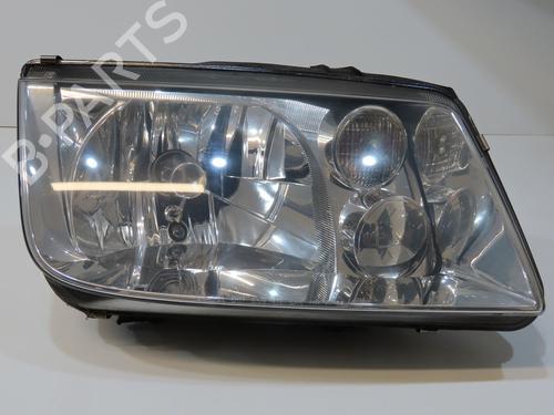 Used Right headlight Right headlight VW BORA I (1J2) 1.9 TDI (101 hp) 36511105 36511105