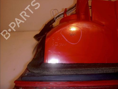 Used Right taillight TOYOTA RAV 4 II (_A2_) 2.0 D 4WD (CLA20_, CLA21_, CLA20R, CLA21R) (116 hp) 15657447