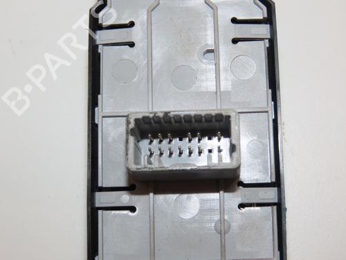 Left front window switch RENAULT SCÉNIC III (JZ0/1_) 1.9 dCi (JZ0J, JZ1J, JZ1K, JZ1S) | BP28831743I27 