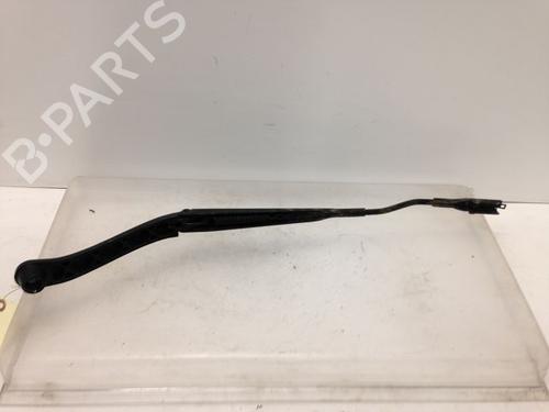 Used Front windshield wiper arm Front windshield wiper arm RENAULT KOLEOS I (HY_) 2.0 dCi 4x4 (HY0K) (150 hp) 14881092 14881092